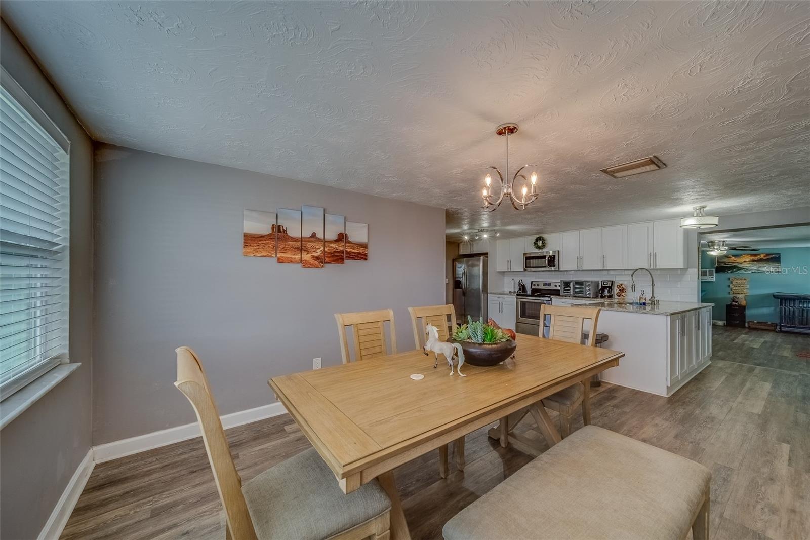 Image 13 of 64 For 2646 Albion Street