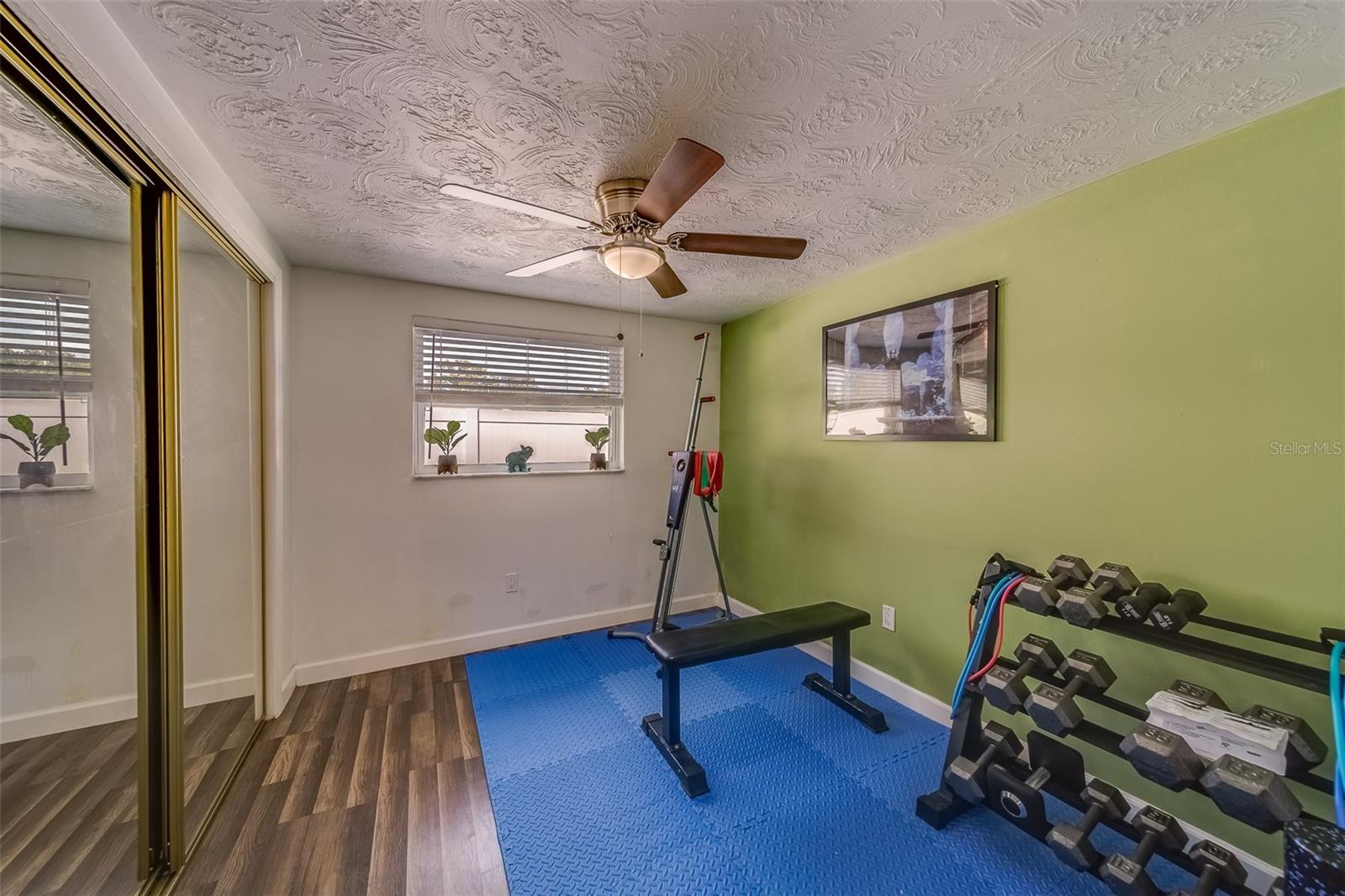 Image 31 of 64 For 2646 Albion Street