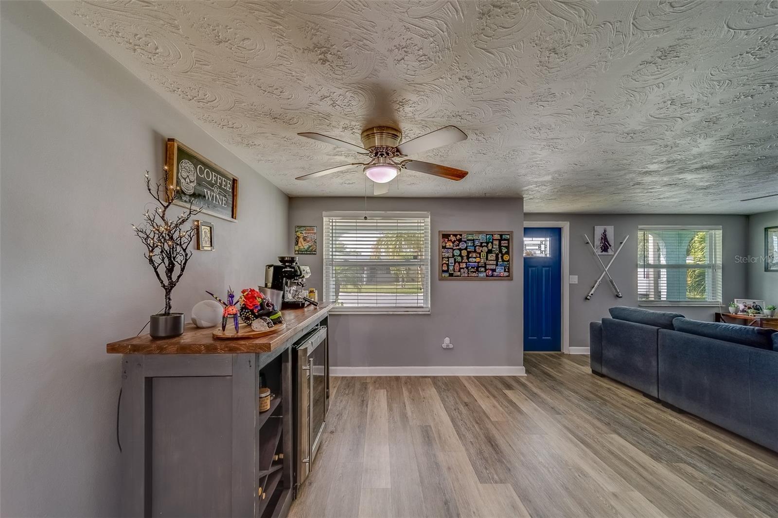 Image 5 of 64 For 2646 Albion Street