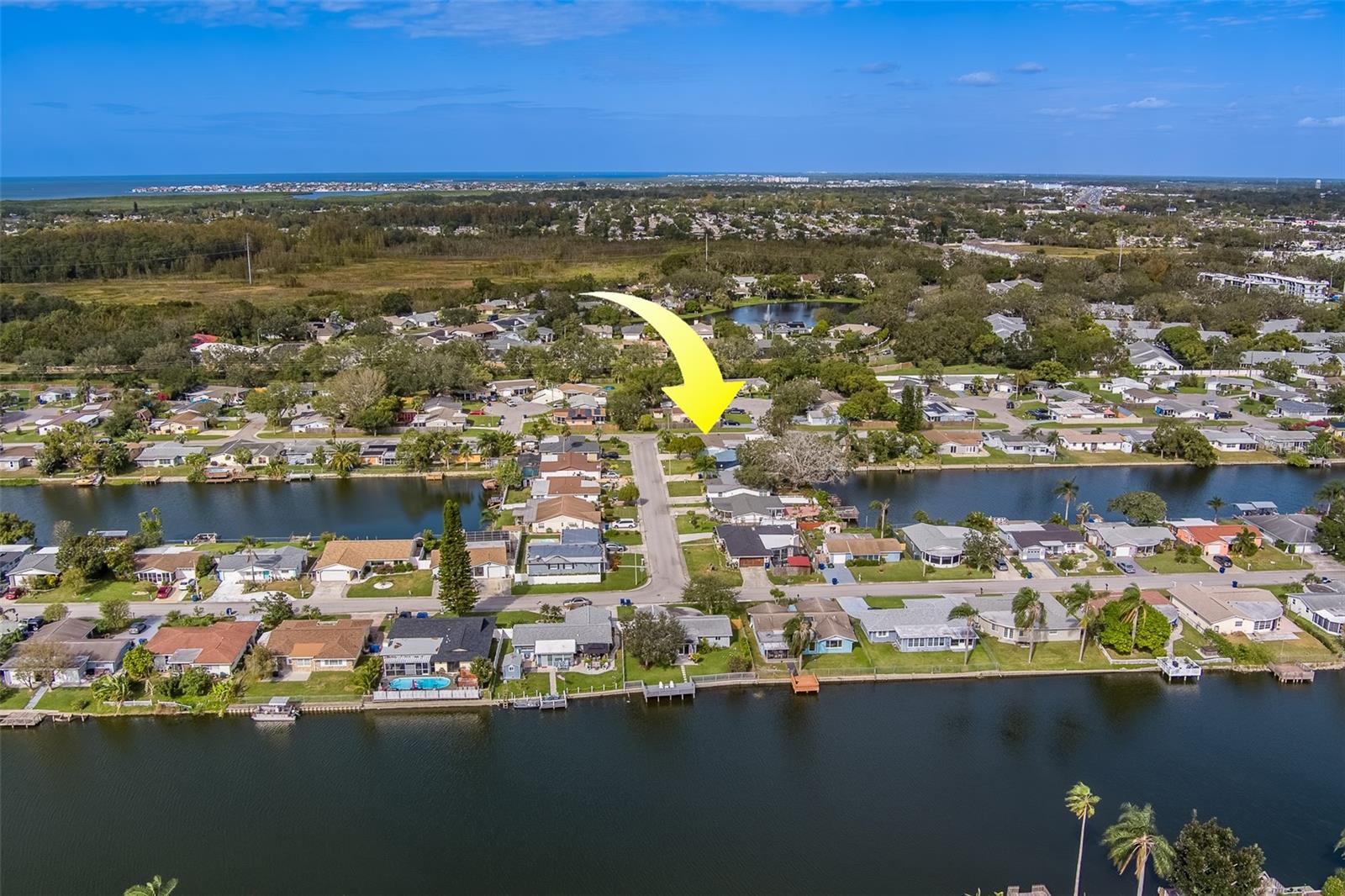 Image 63 of 64 For 2646 Albion Street