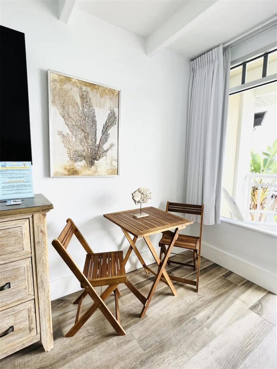 Image 2 of 12 For 611 Destiny Drive 215