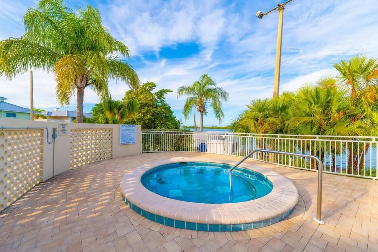 Image 8 of 12 For 611 Destiny Drive 215