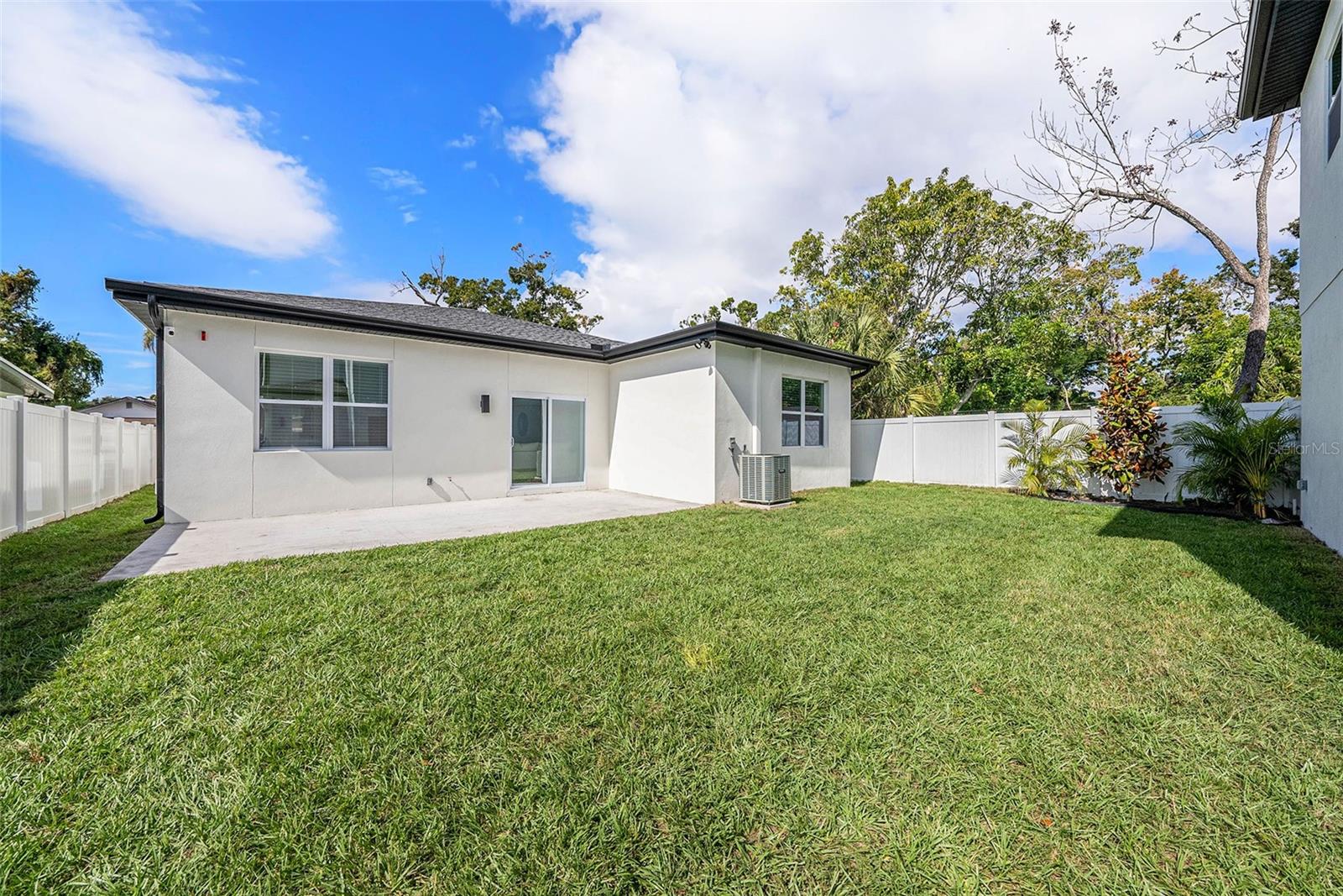 Image 26 of 39 For 1730 30th Street S