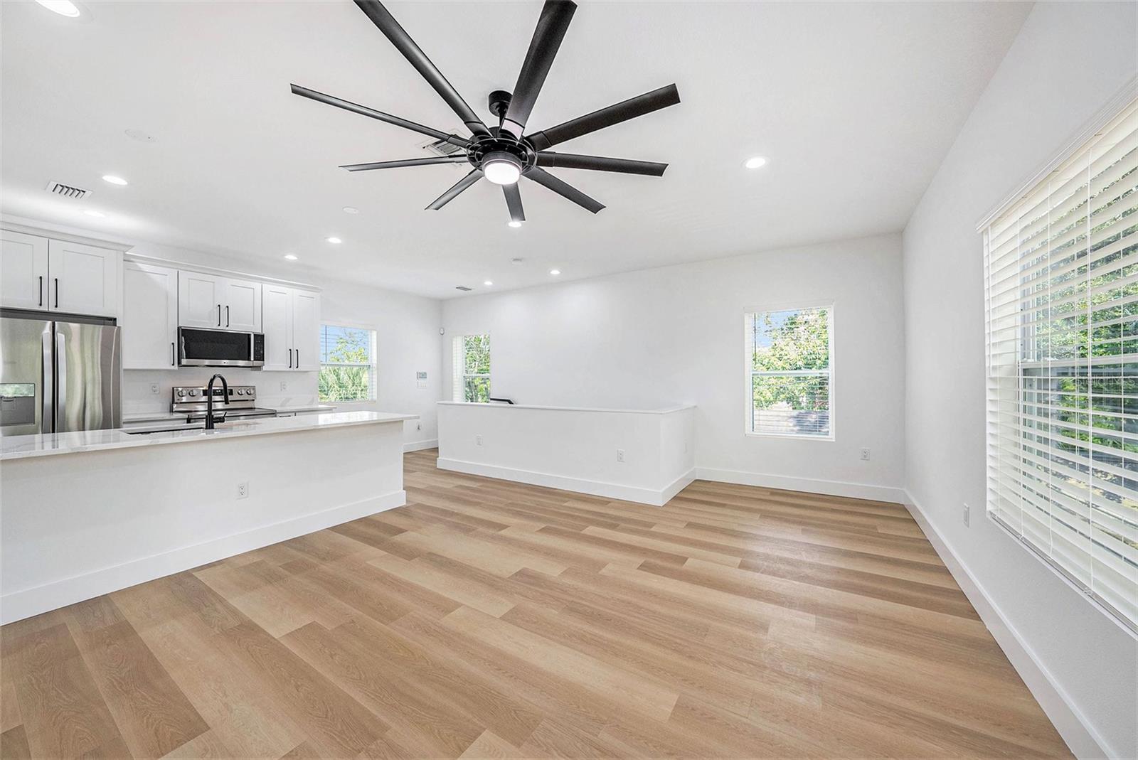 Image 32 of 39 For 1730 30th Street S