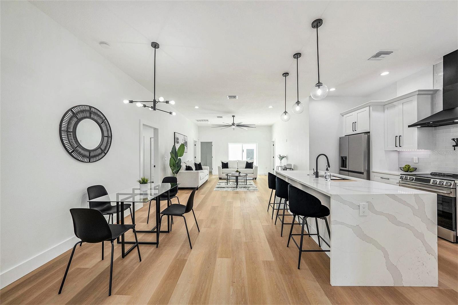 Image 7 of 39 For 1730 30th Street S