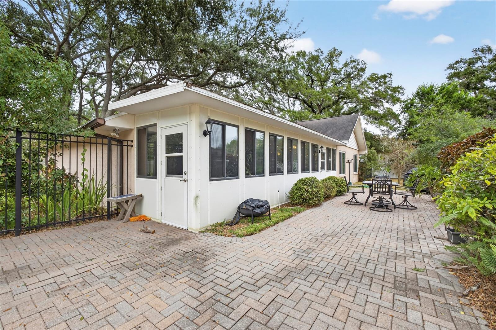 Image 24 of 30 For 6317 113th Avenue