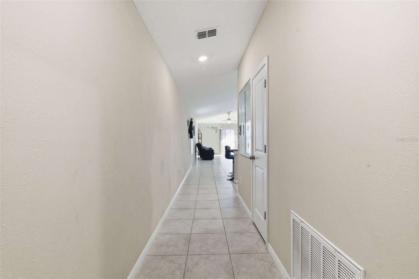 Image 23 of 48 For 10239 Bright Crystal Avenue