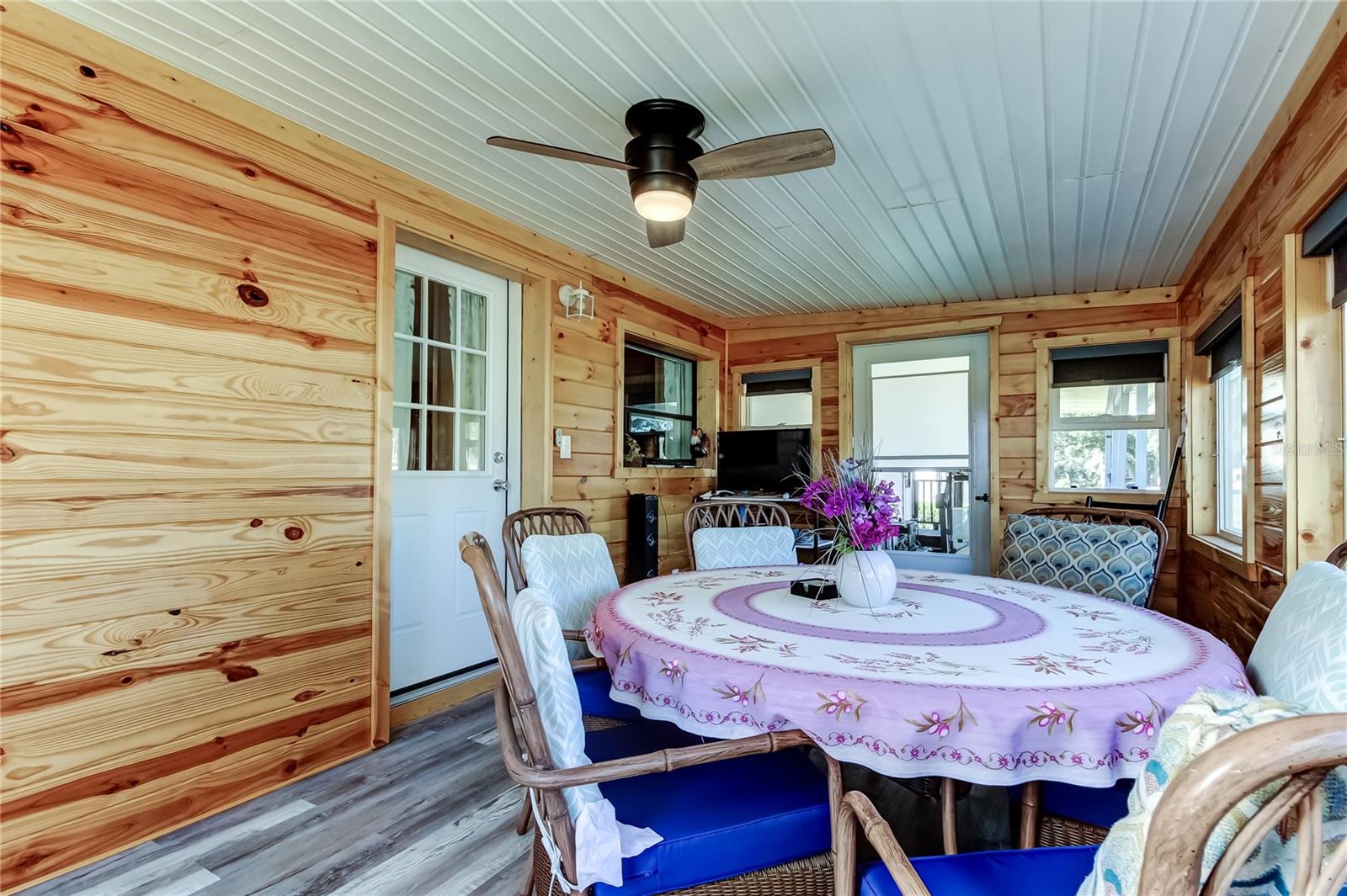 Image 25 of 58 For 10151 Hamp Drive