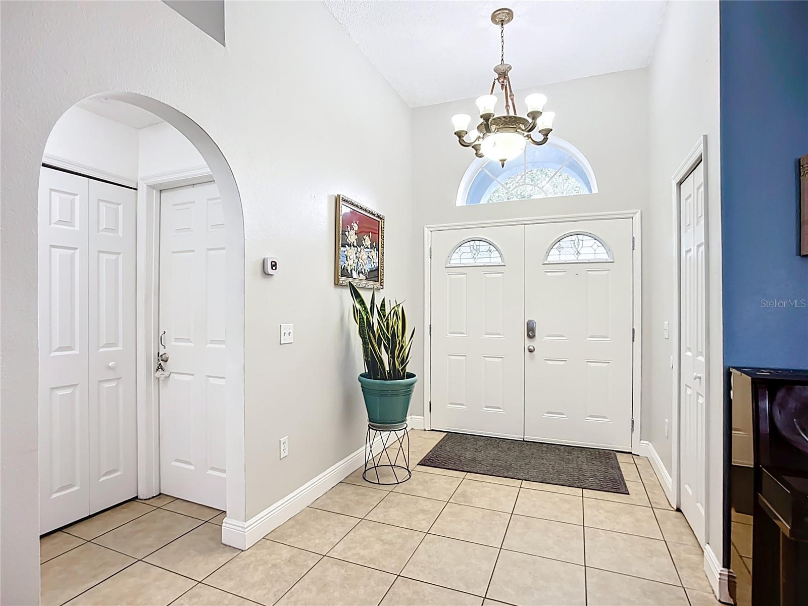 Image 4 of 37 For 12713 Kings Lake Drive