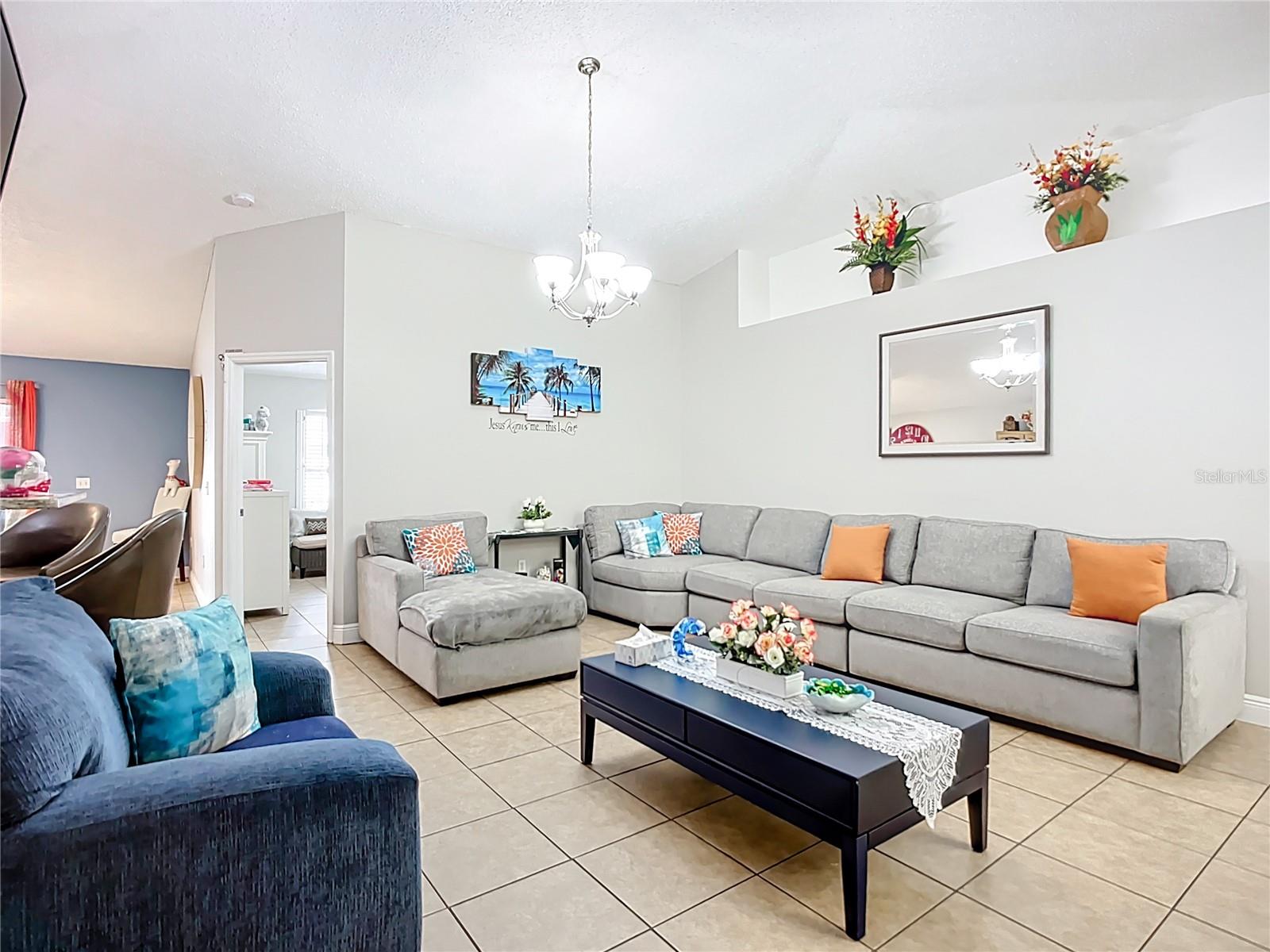 Image 6 of 37 For 12713 Kings Lake Drive