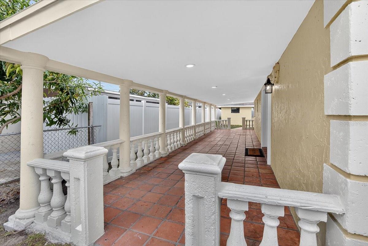 Listing photo id 30 for 4515 North Street