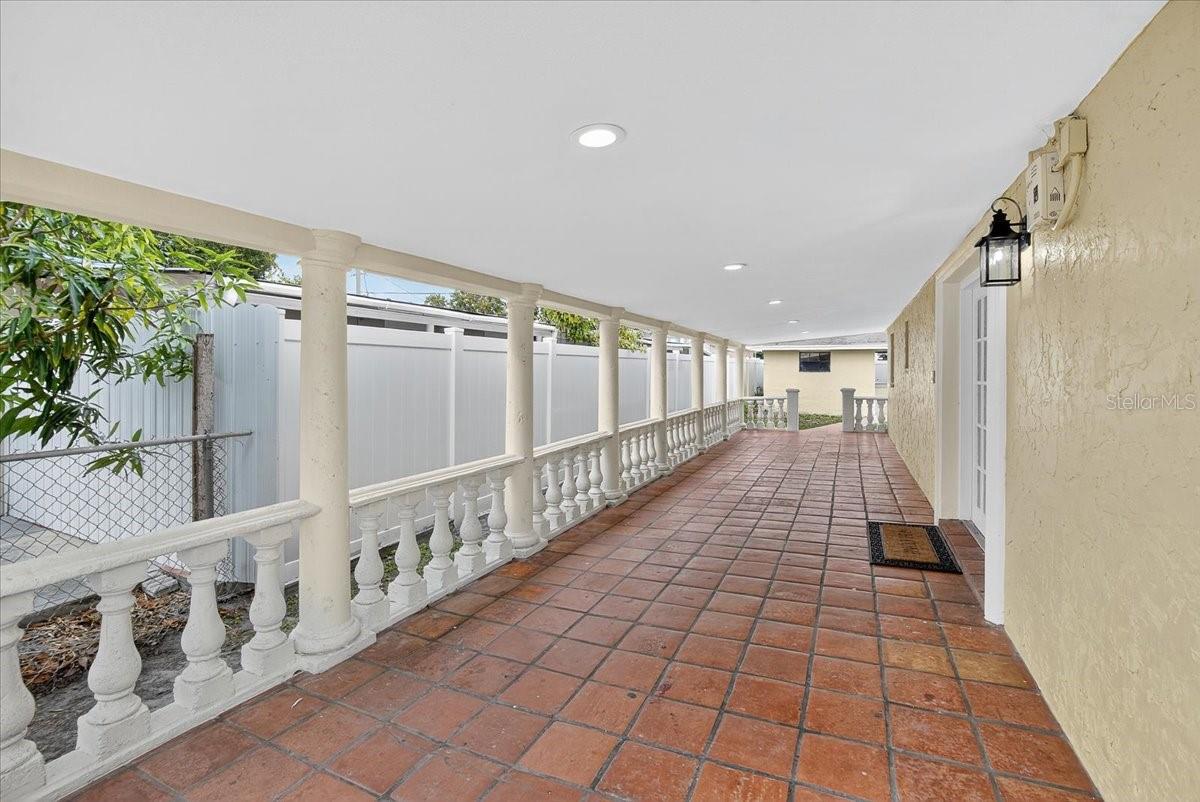 Listing photo id 31 for 4515 North Street