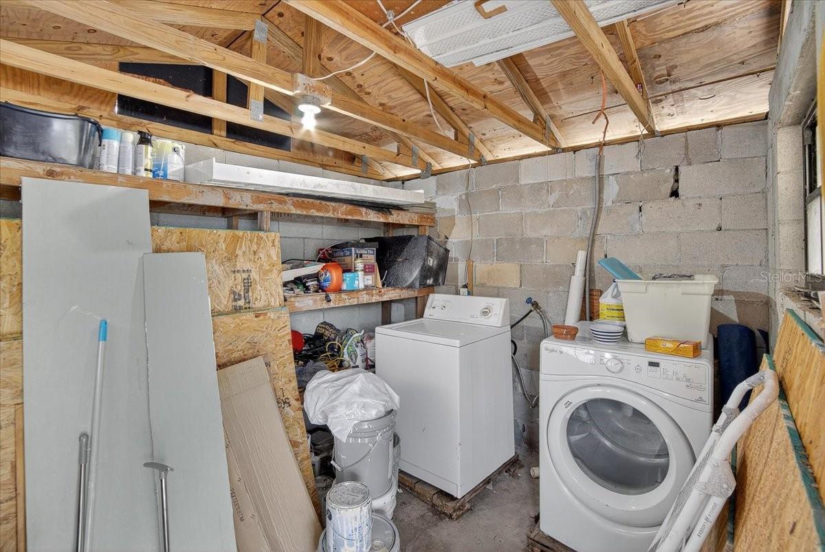 Listing photo id 42 for 4515 North Street