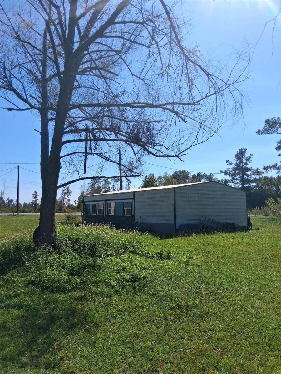 Image 14 of 34 For 6914 State Road 71 S