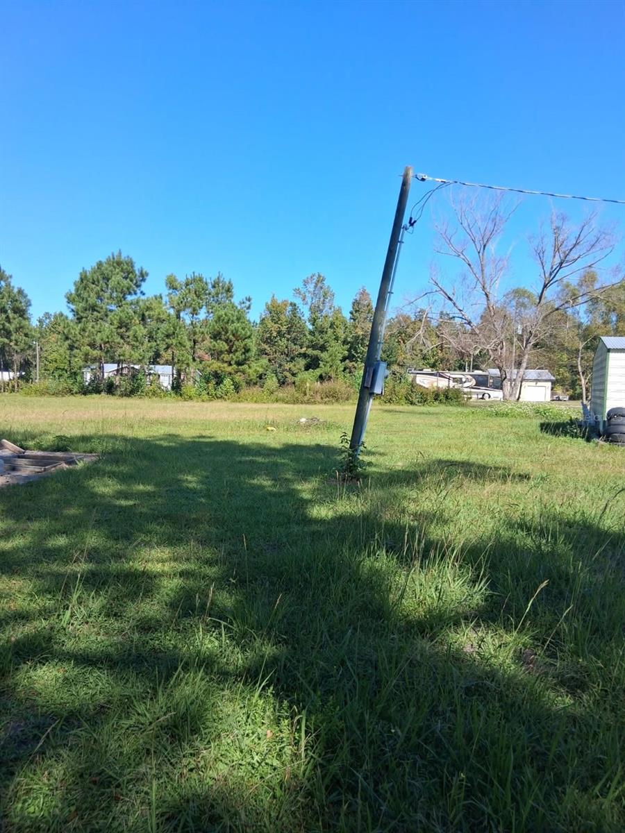 Image 23 of 34 For 6914 State Road 71 S