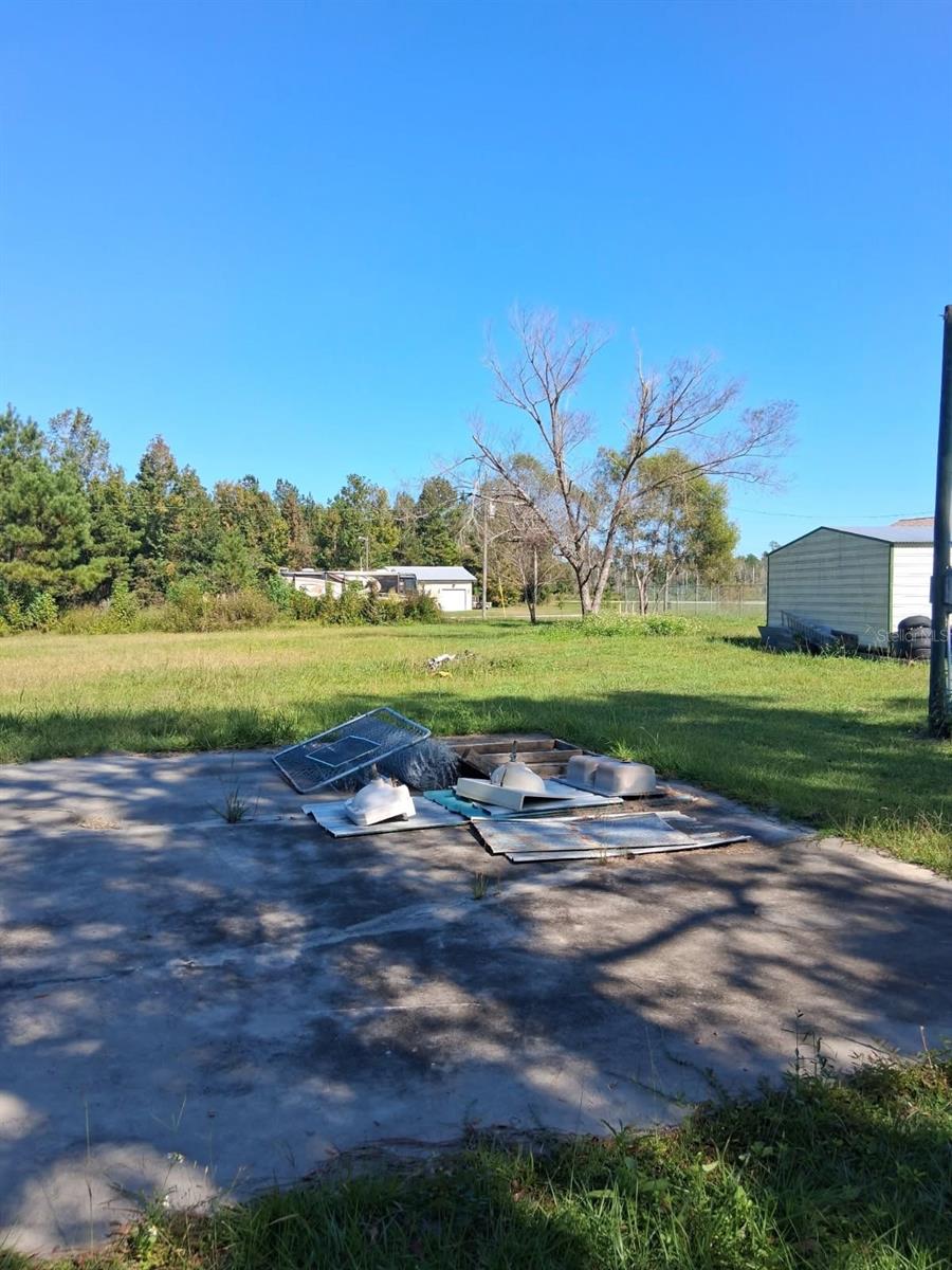 Image 31 of 34 For 6914 State Road 71 S