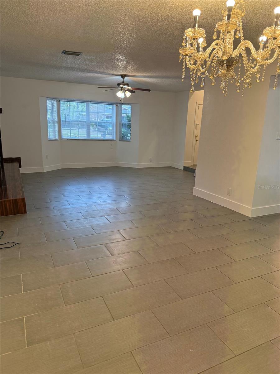 Image 6 of 24 For 17840 Morninghigh Drive