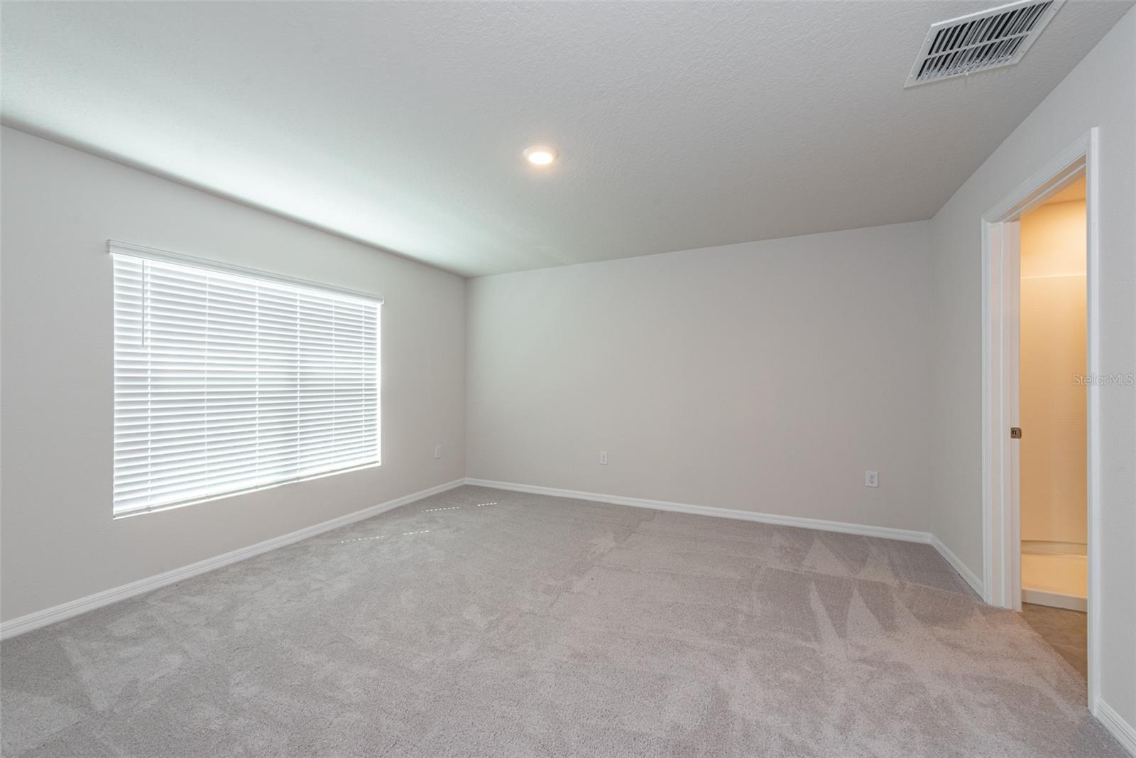 Image 12 of 67 For 10239 Charlotte Drive