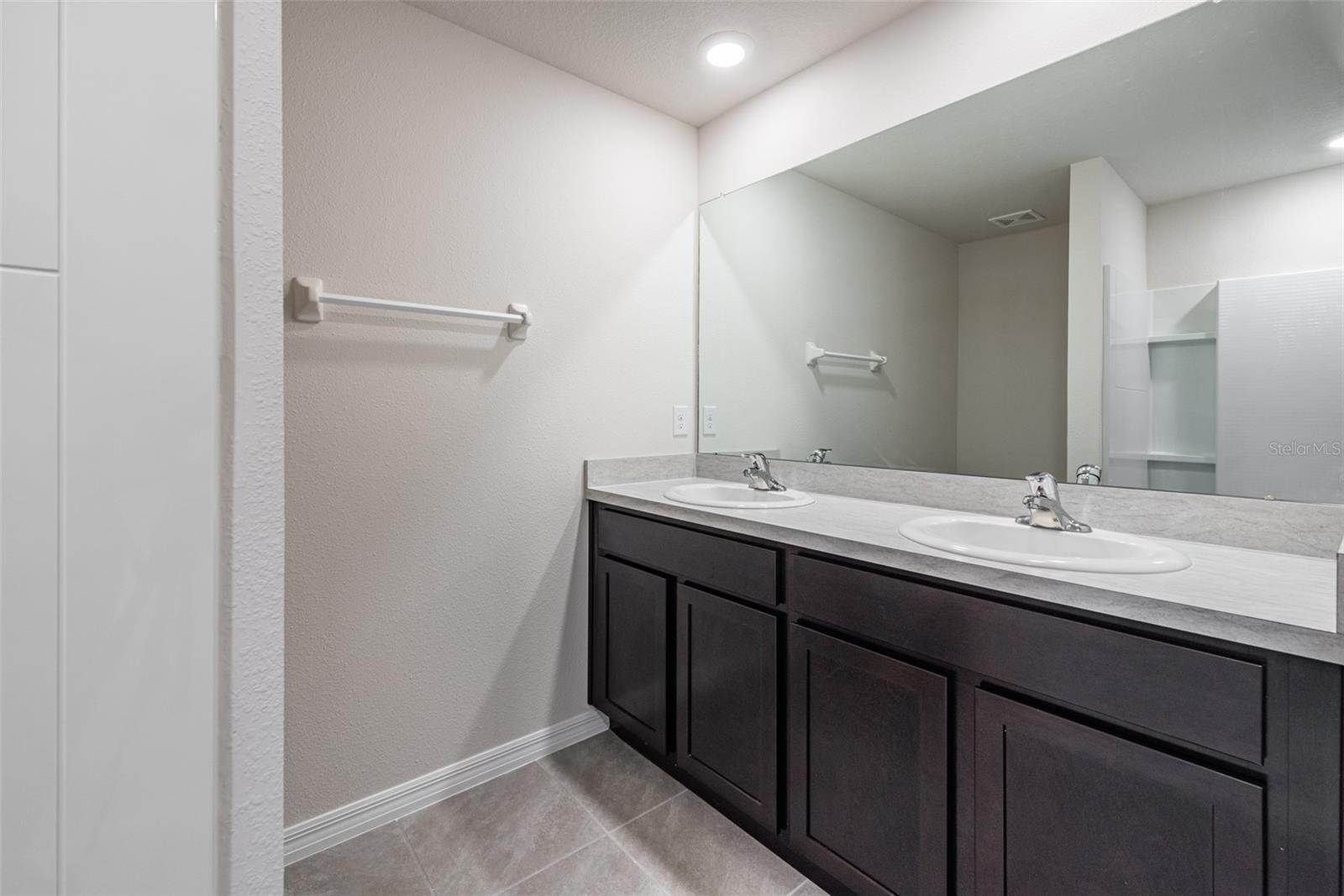 Image 13 of 67 For 10239 Charlotte Drive