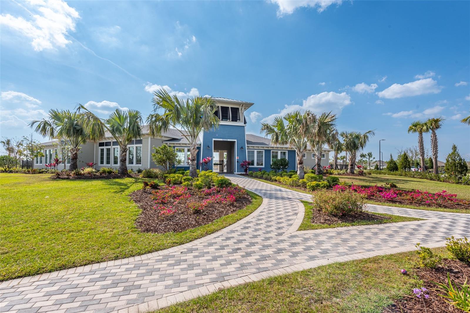 Image 31 of 67 For 10239 Charlotte Drive