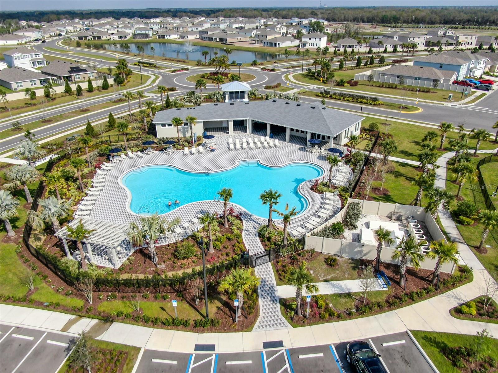 Image 39 of 67 For 10239 Charlotte Drive