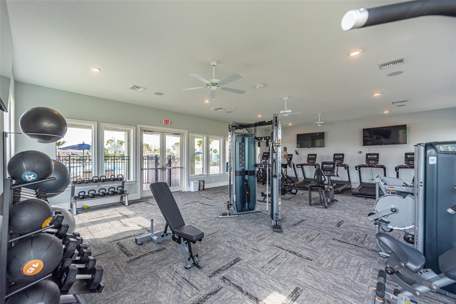 Image 49 of 67 For 10239 Charlotte Drive