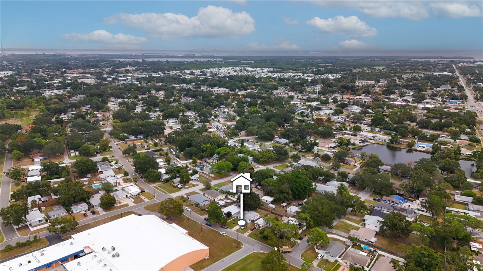 Image 22 of 28 For 718 Northmoor Avenue N