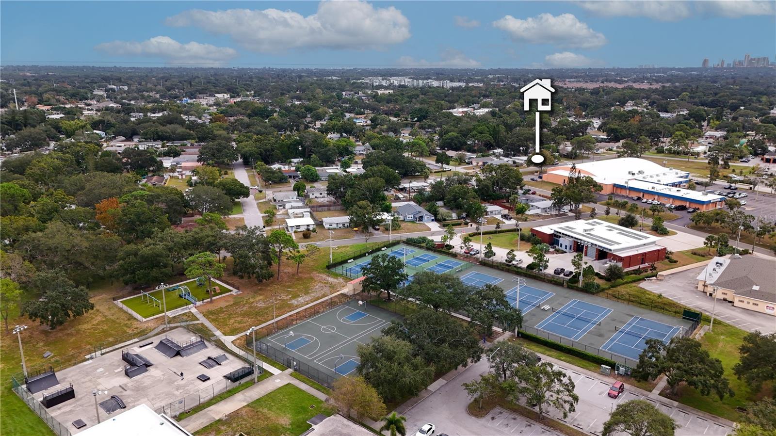 Image 26 of 28 For 718 Northmoor Avenue N