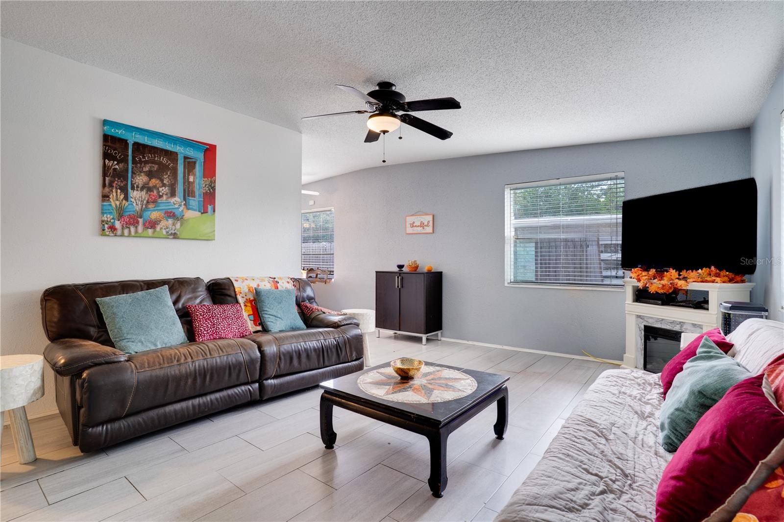 Image 3 of 28 For 718 Northmoor Avenue N