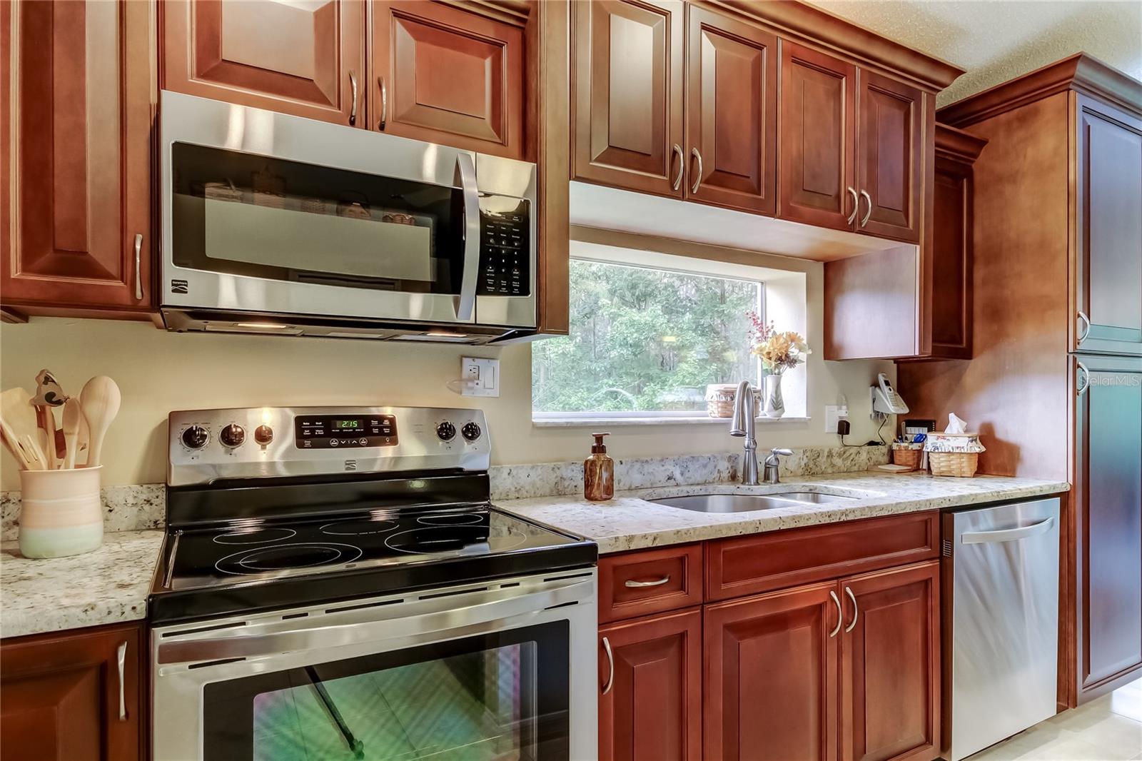 Image 19 of 72 For 1610 Cortleigh Drive