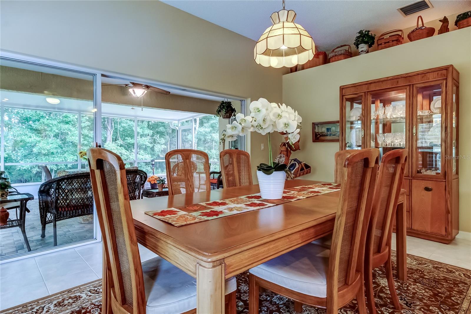 Image 24 of 72 For 1610 Cortleigh Drive