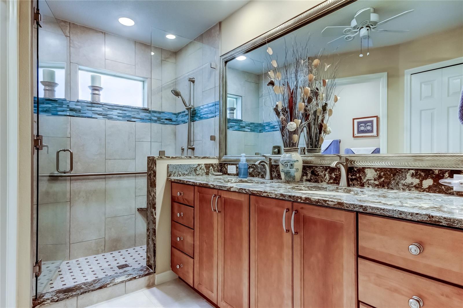 Image 40 of 72 For 1610 Cortleigh Drive