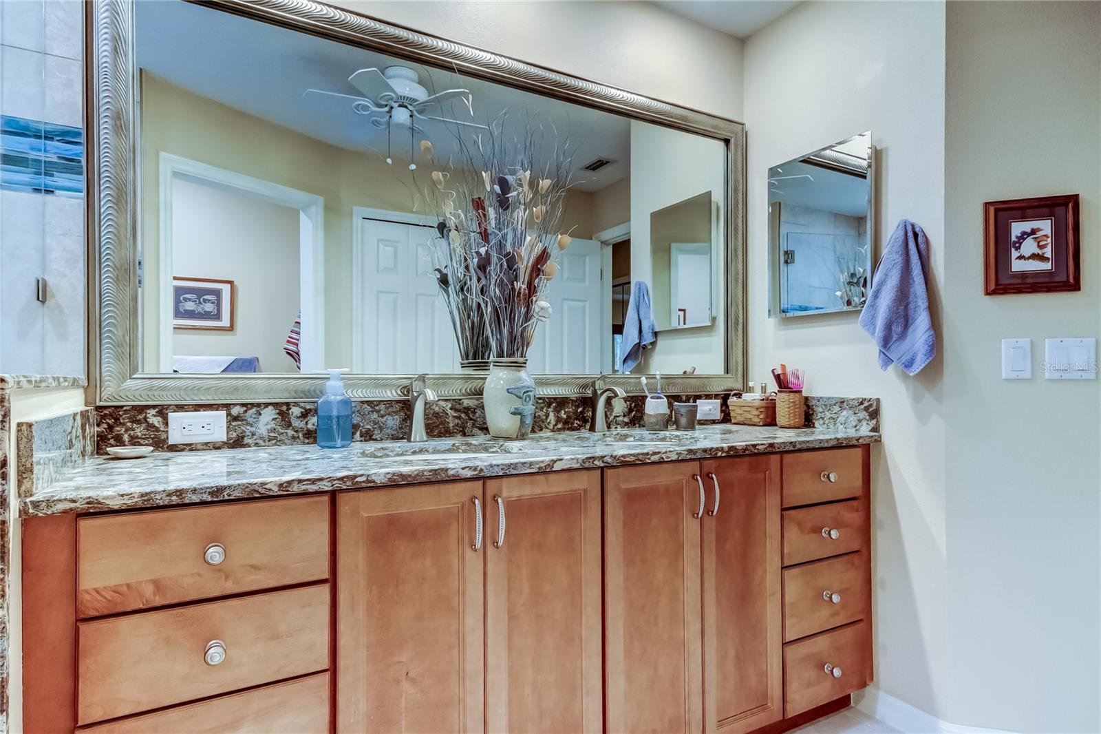 Image 44 of 72 For 1610 Cortleigh Drive