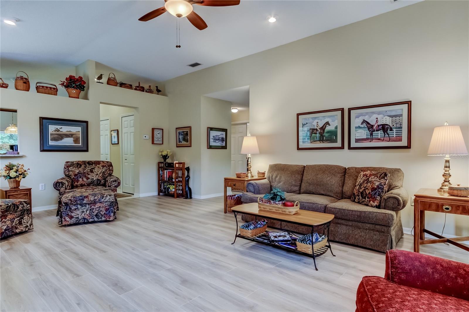 Image 8 of 72 For 1610 Cortleigh Drive