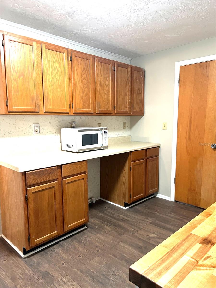 Image 3 of 11 For 3101 Canal Drive