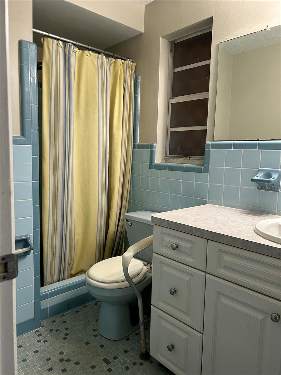 Image 5 of 11 For 3101 Canal Drive