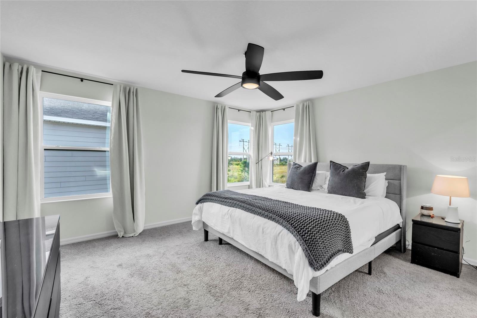 Image 16 of 39 For 11512 Gallatin Trail