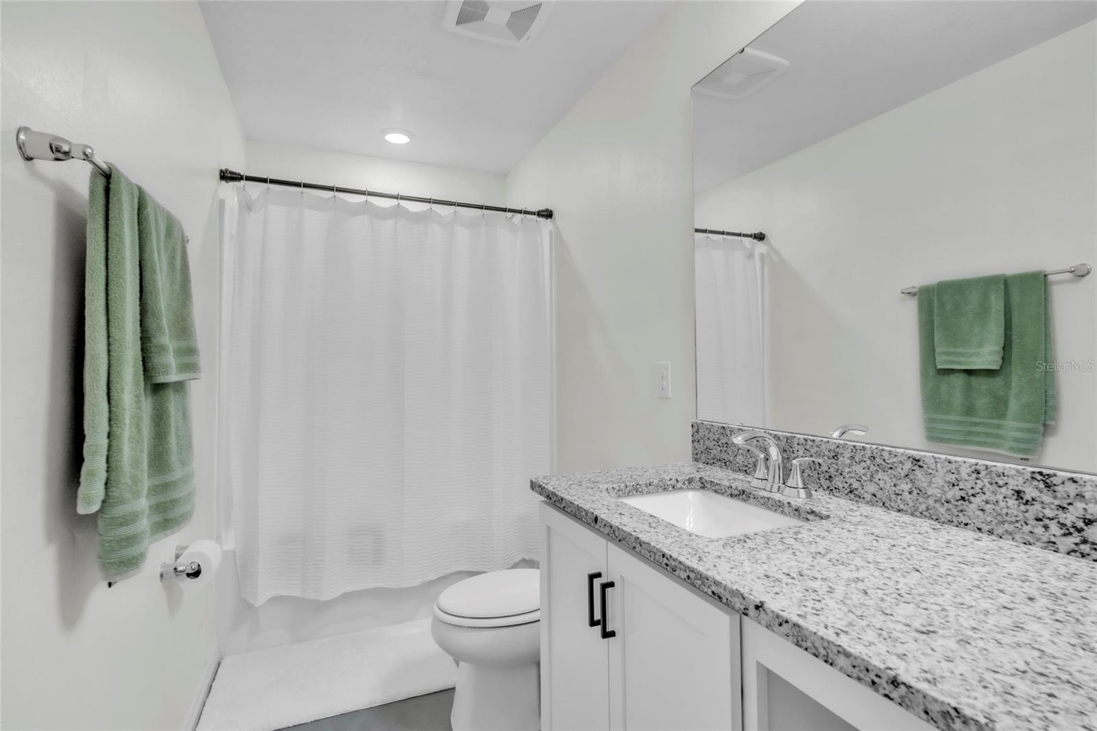 Image 22 of 39 For 11512 Gallatin Trail