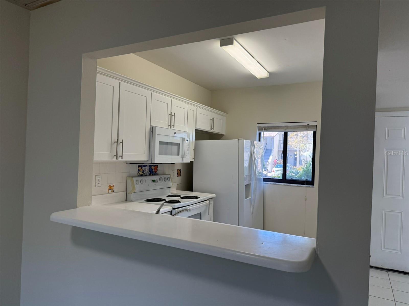 Image 3 of 19 For 2388 Lake Heather Heights Court 104