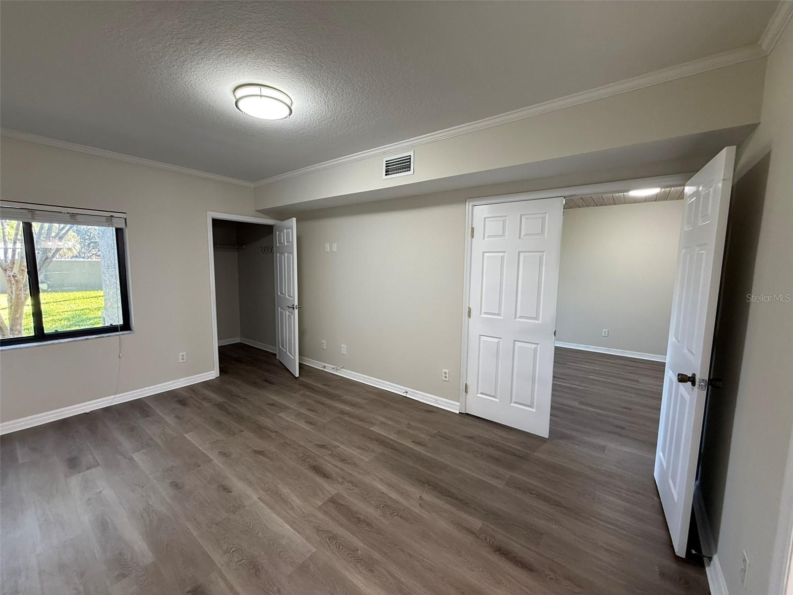 Image 6 of 19 For 2388 Lake Heather Heights Court 104