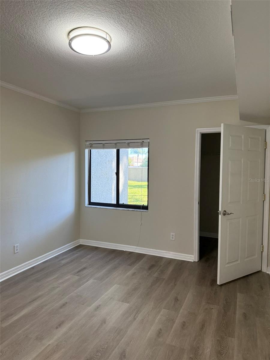 Image 7 of 19 For 2388 Lake Heather Heights Court 104