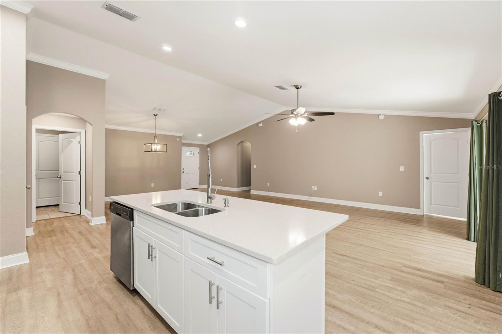 Image 10 of 39 For 4222 Deeson Road