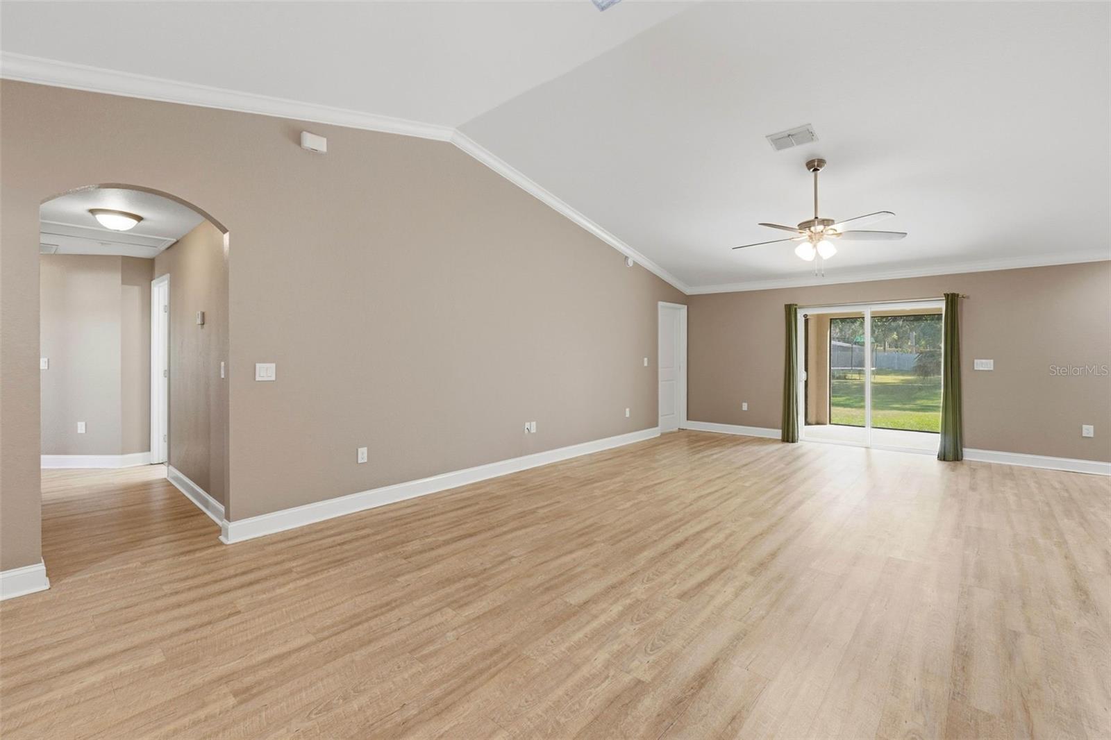 Image 16 of 39 For 4222 Deeson Road