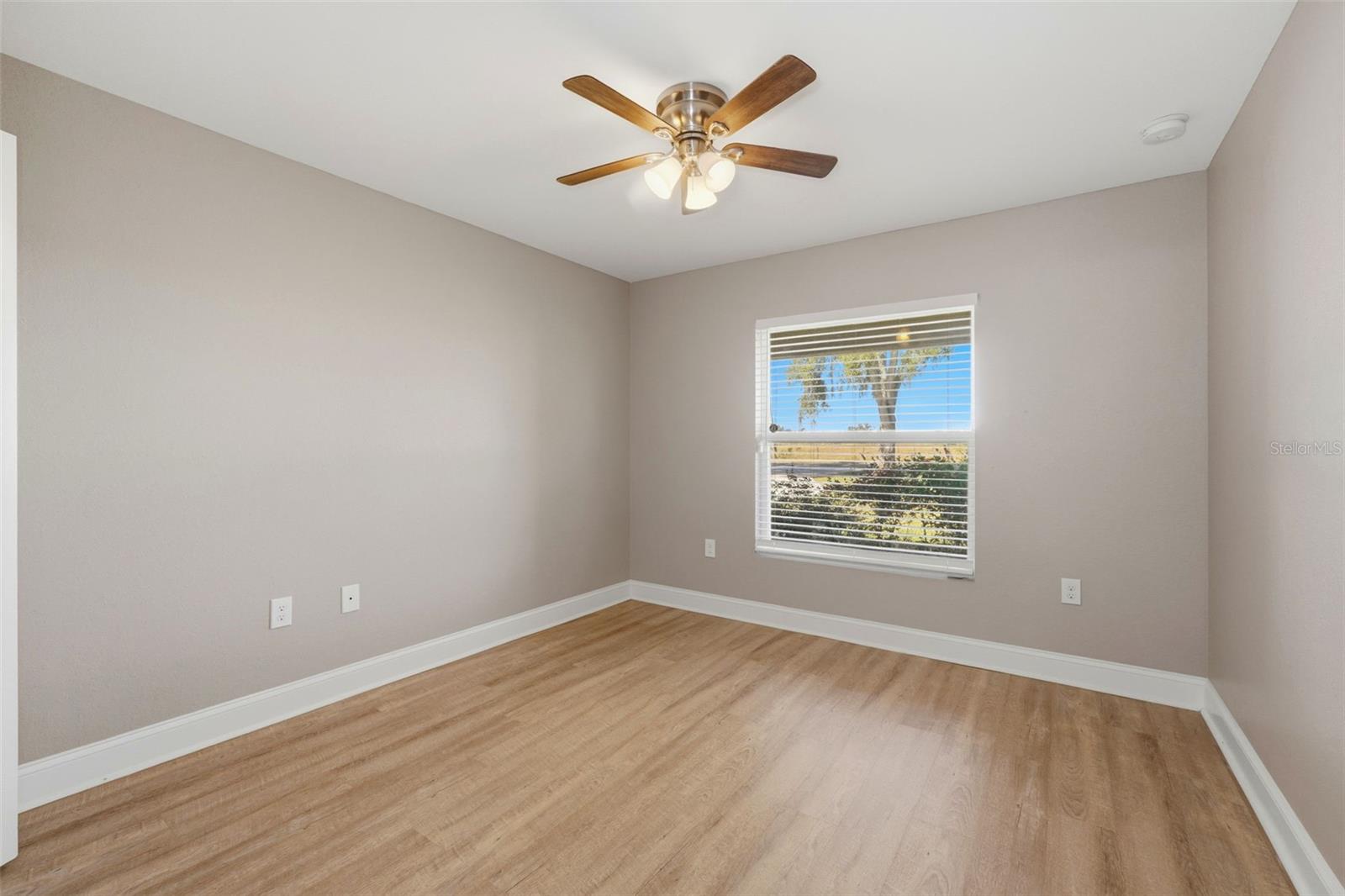 Image 26 of 39 For 4222 Deeson Road