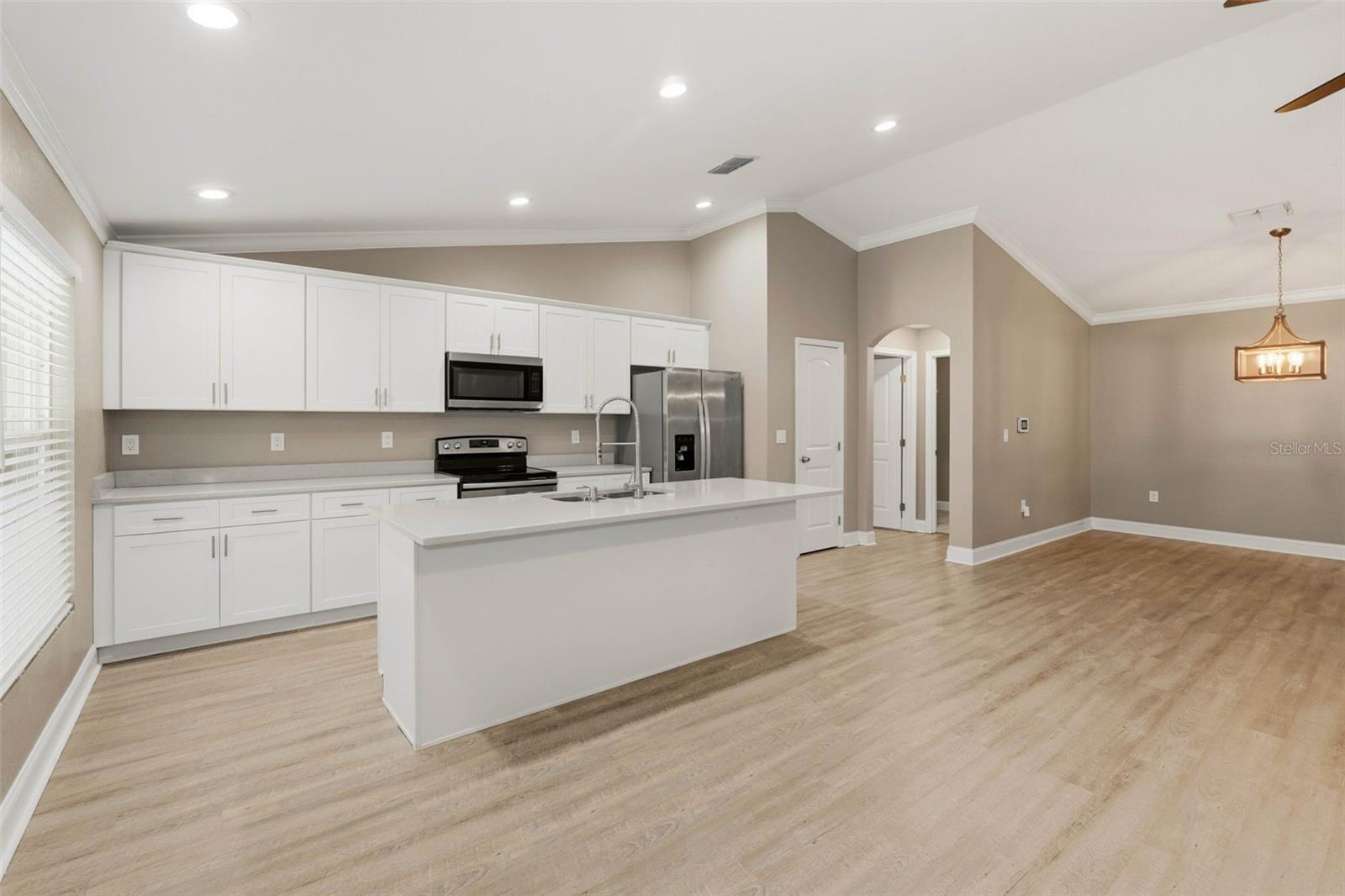 Image 8 of 39 For 4222 Deeson Road