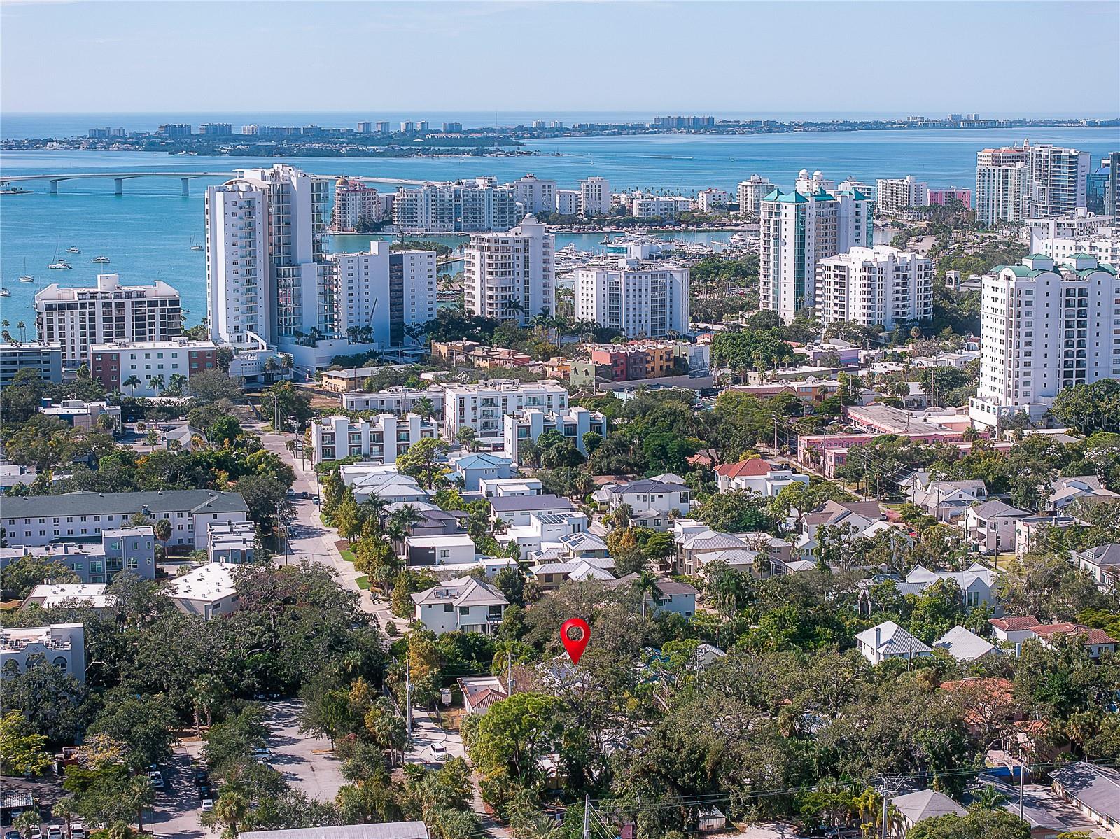 Image 3 of 61 For 652 Ohio Place