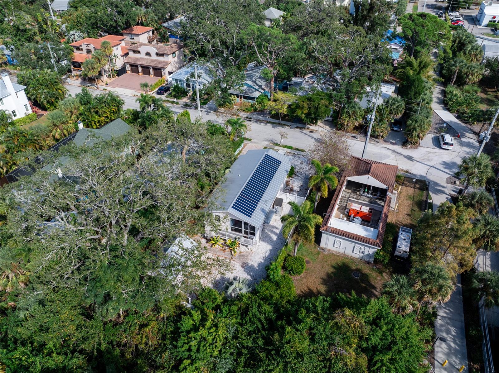 Image 55 of 61 For 652 Ohio Place