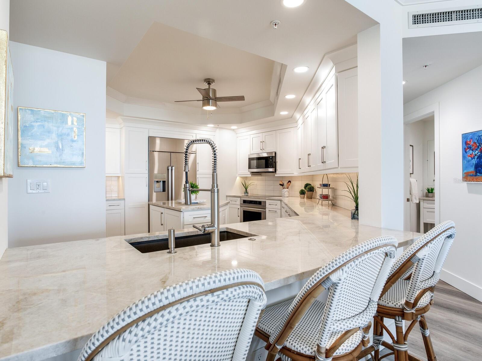 Image 16 of 50 For 15208 Gulf Boulevard 408