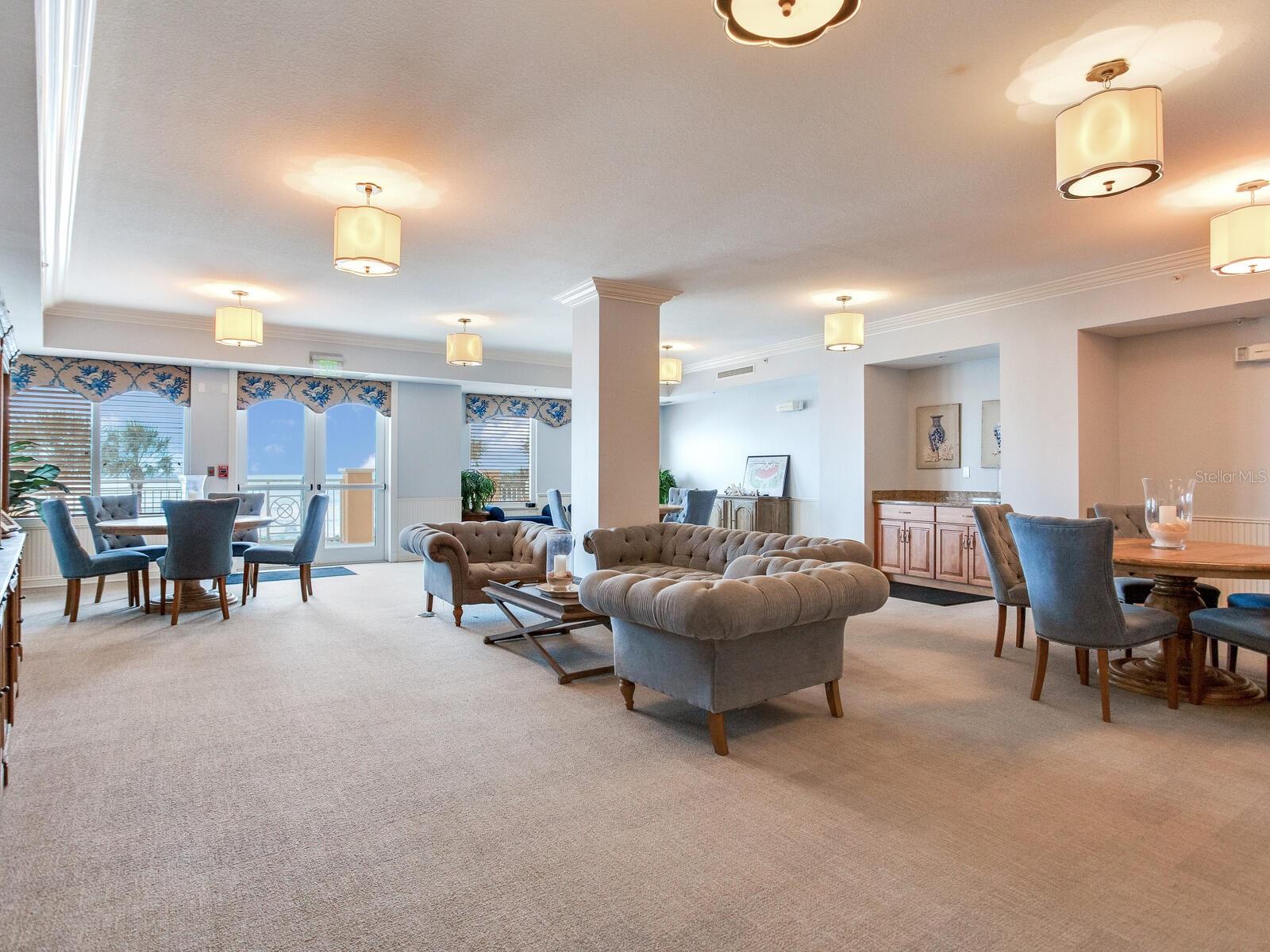 Image 35 of 50 For 15208 Gulf Boulevard 408