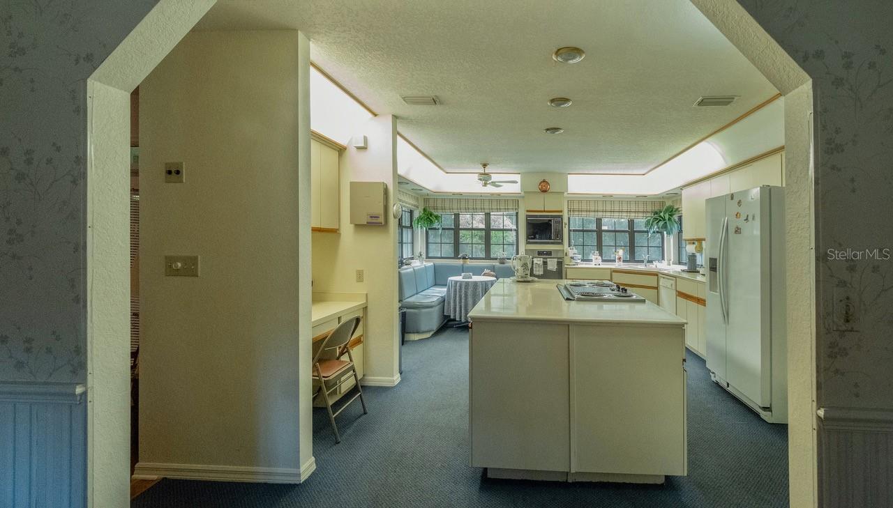 Image 29 of 30 For 958 52nd Court